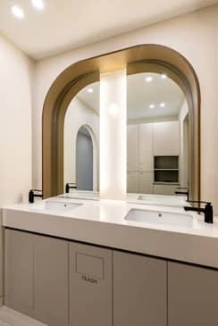 Slider image (5) LiMO Plastic Surgery Clinic in Seoul, South Korea